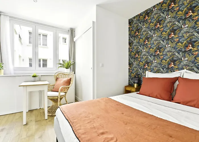 Luxury Near Eiffel Tower דירה *